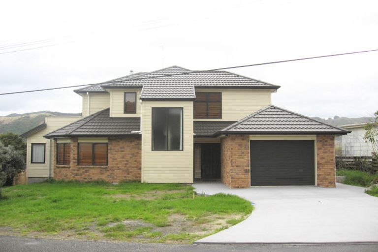 Photo of property in 29 Forest Road, Raumati South, Paraparaumu, 5032
