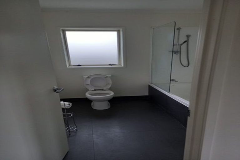 Photo of property in 6 Glen Norman Avenue, Henderson, Auckland, 0610