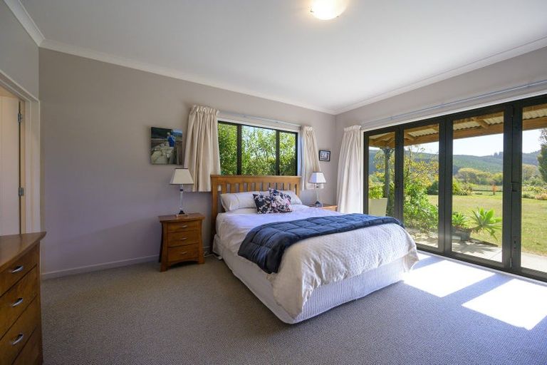 Photo of property in 19 Whiting Drive, Wakefield, 7025