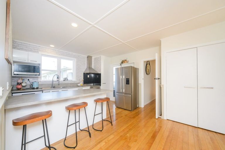 Photo of property in 57 Kettle Avenue, Awapuni, Palmerston North, 4412