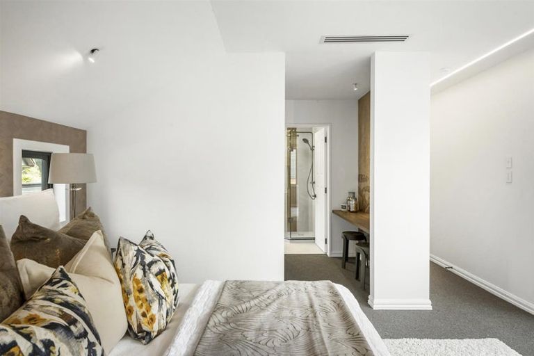 Photo of property in 106 Landing Drive, Albany, Auckland, 0632