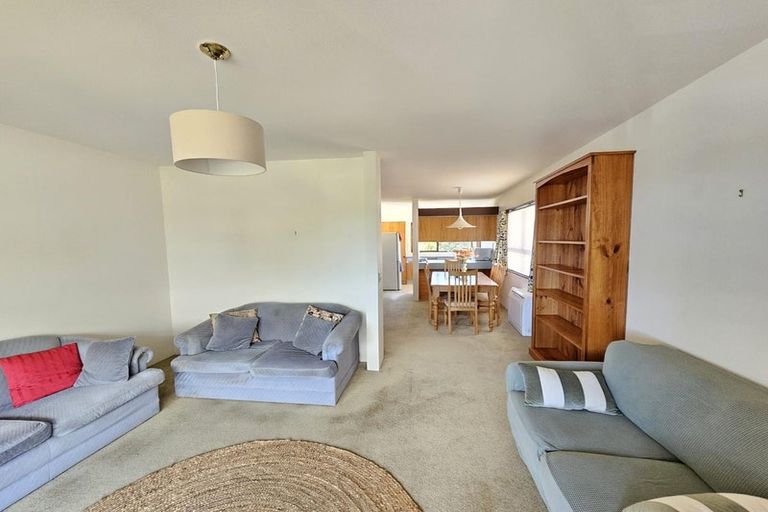 Photo of property in 13 Tamahine Street, Maupuia, Wellington, 6022