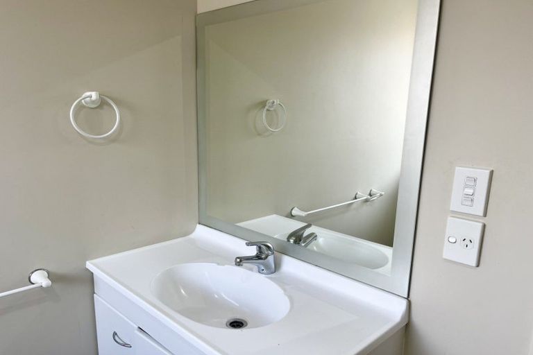 Photo of property in 36 Bright Street, Westport, 7825