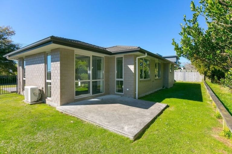 Photo of property in 396 Mangorei Road, Highlands Park, New Plymouth, 4312