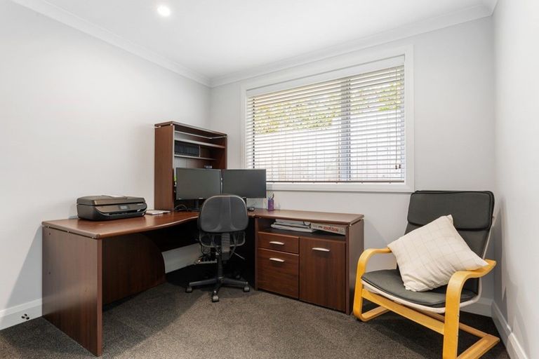 Photo of property in 8 Benmore Crescent, Pyes Pa, Tauranga, 3112