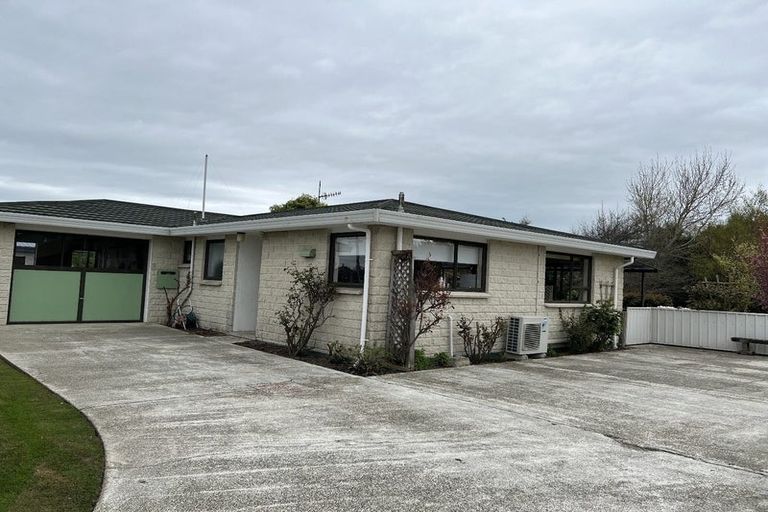 Photo of property in 26 West Plains Road, Waikiwi, Invercargill, 9810