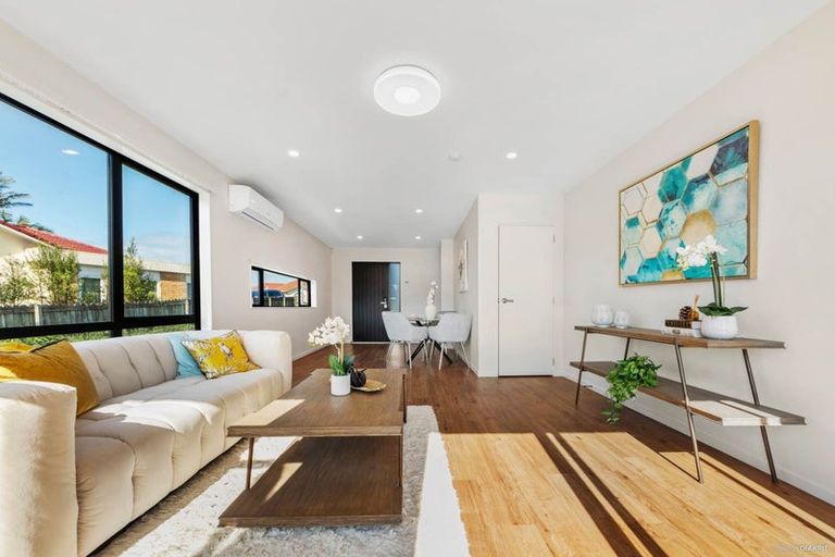 Photo of property in 18a Dana Place, Somerville, Auckland, 2014