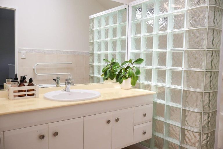 Photo of property in 18 Ander Place, Takapuna, Auckland, 0622