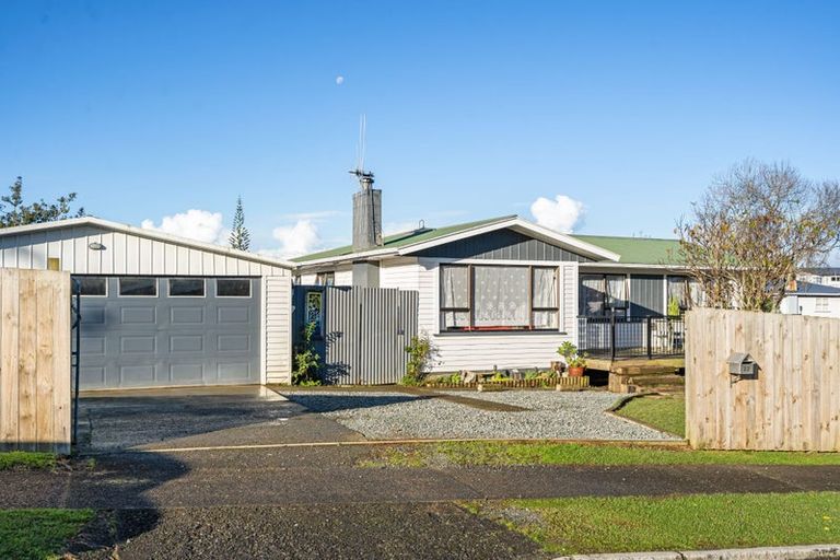 Photo of property in 22 Manapouri Street, Tikipunga, Whangarei, 0112