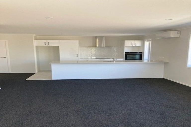 Photo of property in 8 Tangata Way, Omokoroa, 3114