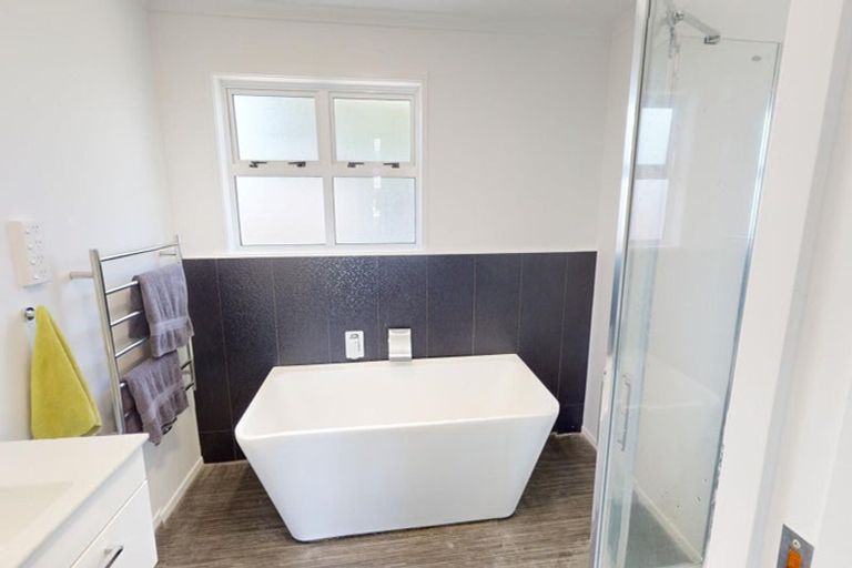 Photo of property in 41 Karamea Crescent, Kelvin Grove, Palmerston North, 4414