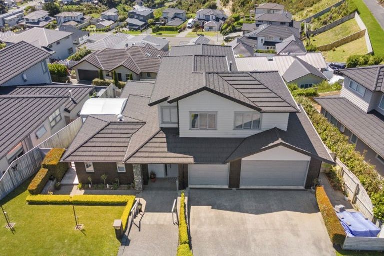 Photo of property in 71 Endeavour Drive, Whitby, Porirua, 5024