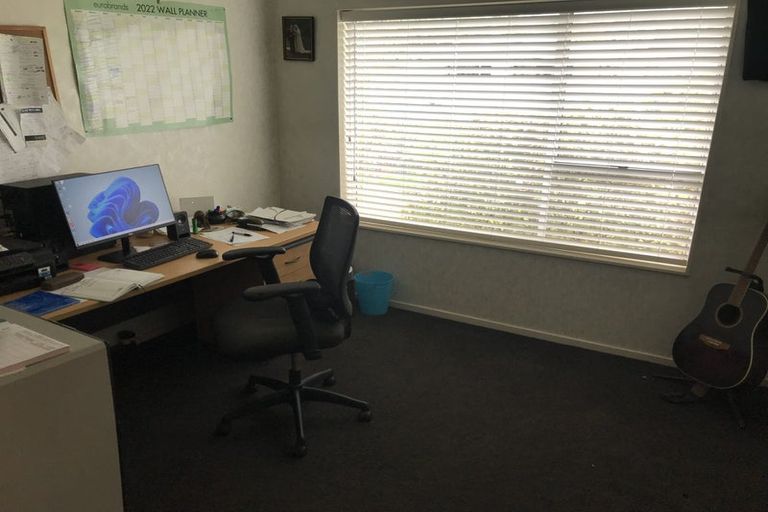 Photo of property in 73 Fergusson Street, Stoke, Nelson, 7011