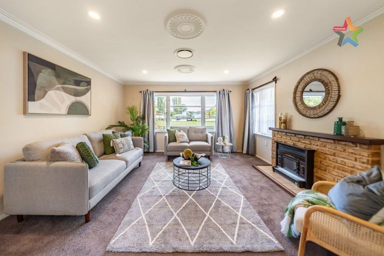 Photo of property in 9 The Square, Manor Park, Lower Hutt, 5019