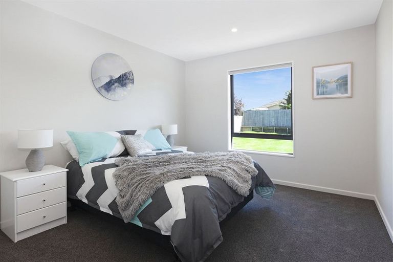 Photo of property in 11 Kingsbridge West, Burwood, Christchurch, 8083