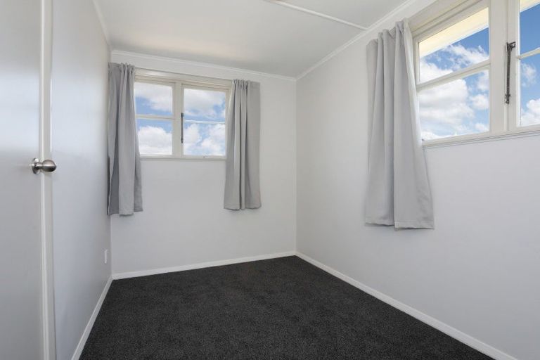 Photo of property in 18 Collins Crescent, Feilding, 4702