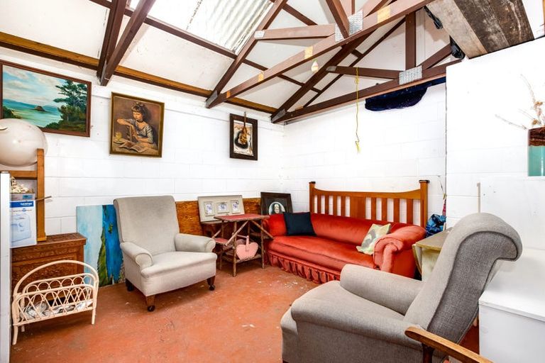 Photo of property in 20 Tawa Street, Eastbourne, Lower Hutt, 5013