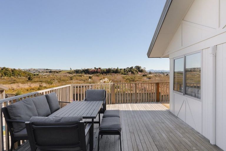 Photo of property in 9 Westwood Street, Bellevue, Tauranga, 3110
