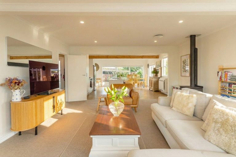 Photo of property in 12 Taverner Street, Carterton, 5713