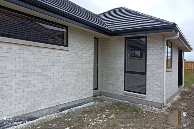 Photo of property in 6 Jasmine Street, Woodend, 7610