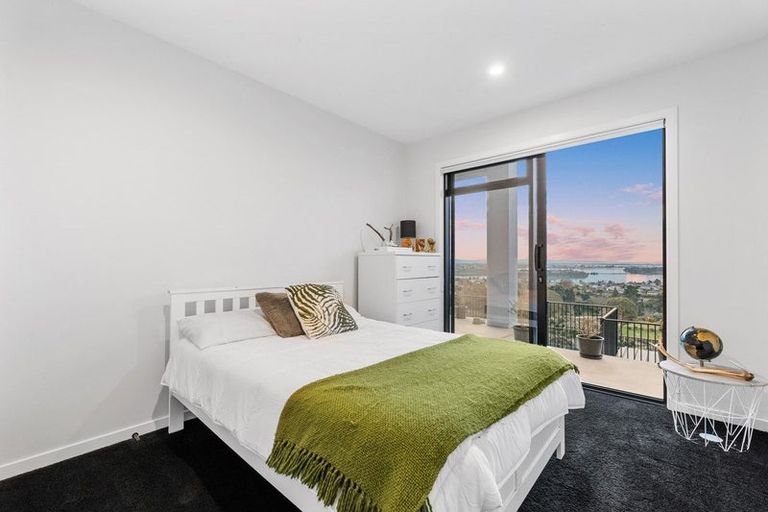 Photo of property in 42 Oceana Drive, Welcome Bay, Tauranga, 3175