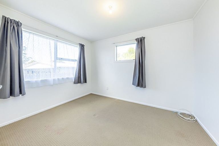 Photo of property in 43 Mckinstry Avenue, Mangere East, Auckland, 2024