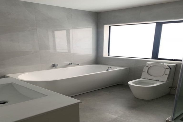 Photo of property in 9 Oranmore Crescent, Paeroa, 3600