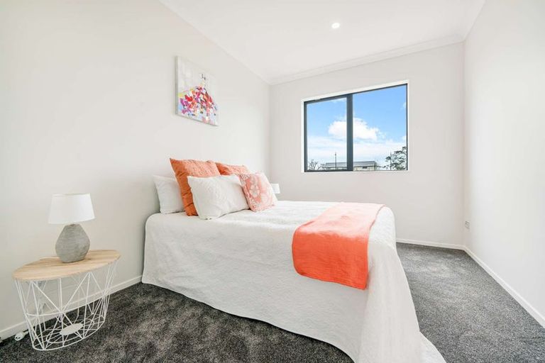 Photo of property in 5 Seagreen Avenue, Rosehill, Papakura, 2113