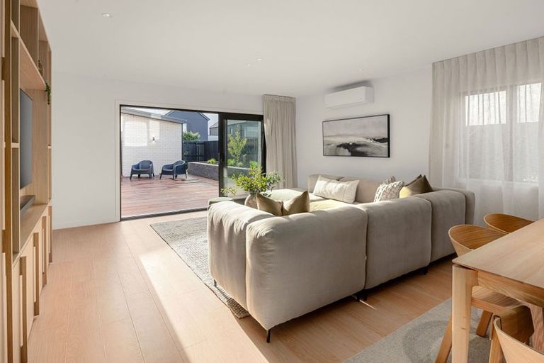 Photo of property in 29 Kauri Point Drive, Rototuna North, 3210