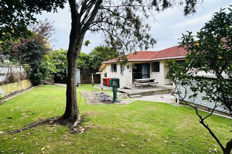 Photo of property in 131 Winara Avenue, Waikanae, 5036