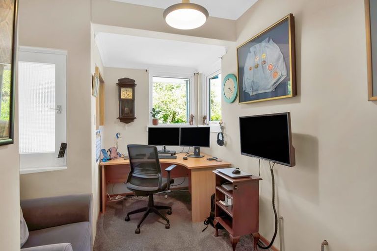 Photo of property in 63 Poplar Avenue, Raumati South, Paraparaumu, 5032