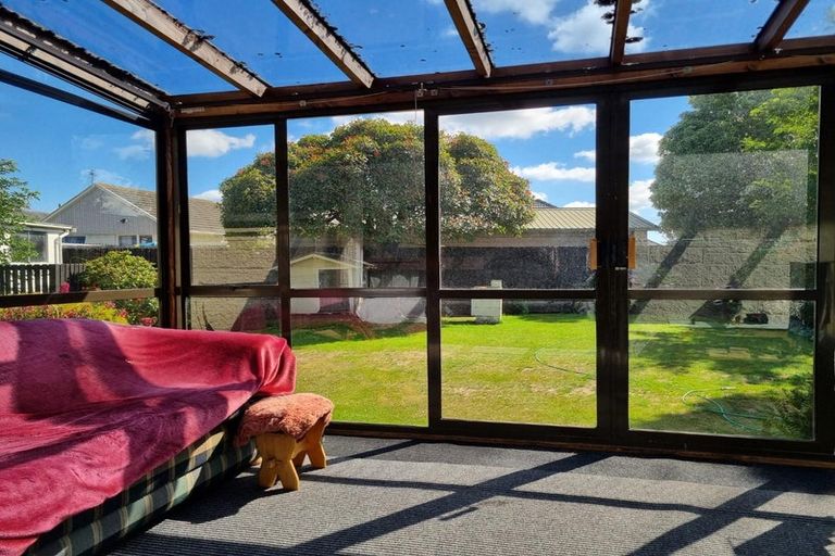 Photo of property in 60 Dunster Street, Burnside, Christchurch, 8053