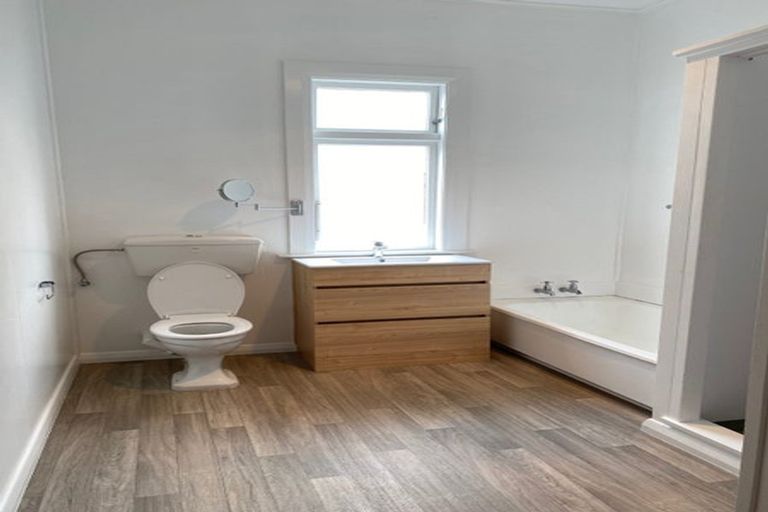 Photo of property in 110 Knights Road, Hutt Central, Lower Hutt, 5010