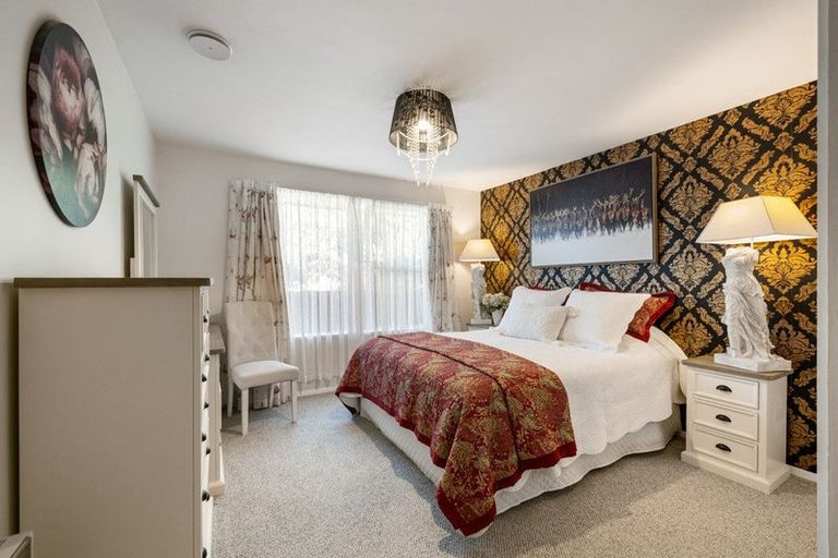 Photo of property in 2/14 Apollo Place, Papanui, Christchurch, 8052