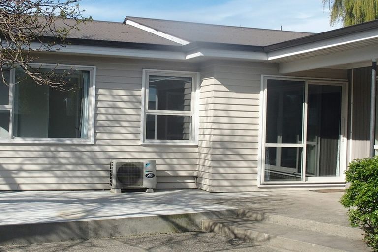 Photo of property in 108 Wairakei Road, Bryndwr, Christchurch, 8052