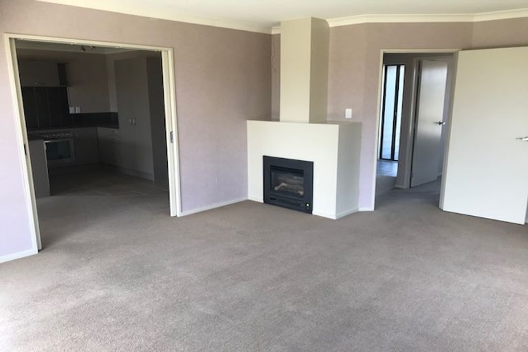 Photo of property in 41 Boston Parade, Kelvin Grove, Palmerston North, 4414