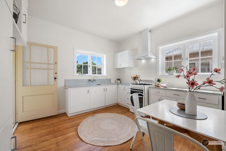 Photo of property in 47 Waiwhetu Road, Waiwhetu, Lower Hutt, 5010