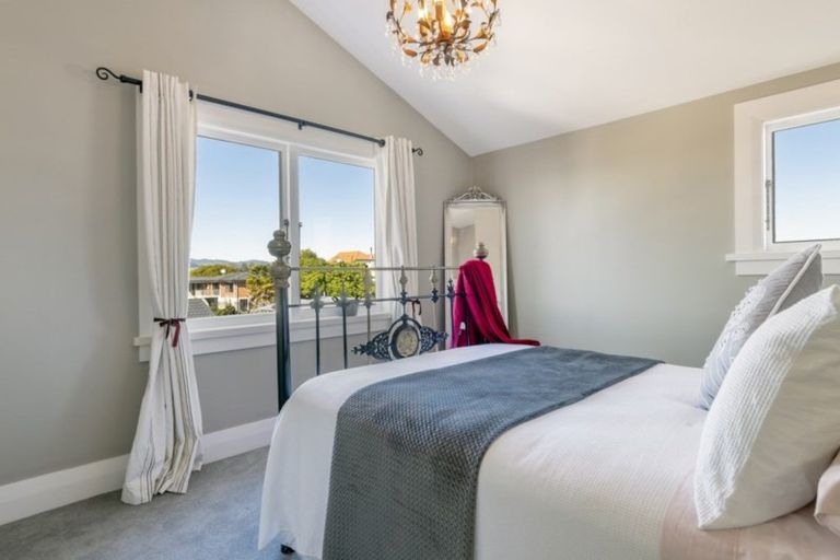 Photo of property in 366d Devonport Road, Tauranga South, Tauranga, 3112