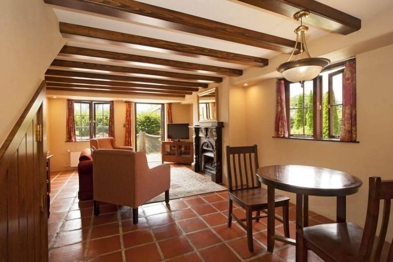 Photo of property in Orchard Cottages, 312/6 Point Road, Monaco, Nelson, 7011