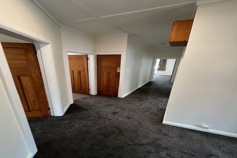 Photo of property in 35 Roxburgh Street, Mount Victoria, Wellington, 6011