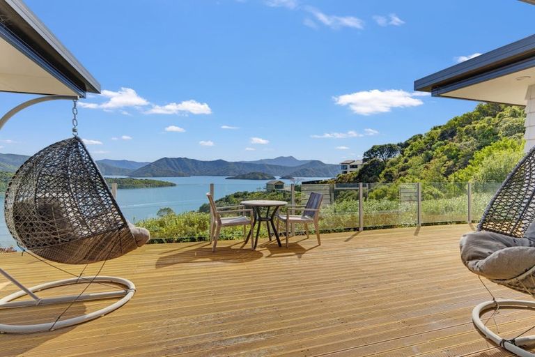 Photo of property in 23 Marina View Estate, Waikawa, Picton, 7281