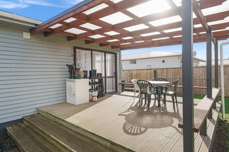 Photo of property in 13 Matai Street, Levin, 5510