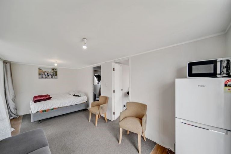 Photo of property in 73 Calthorp Close, Favona, Auckland, 2024