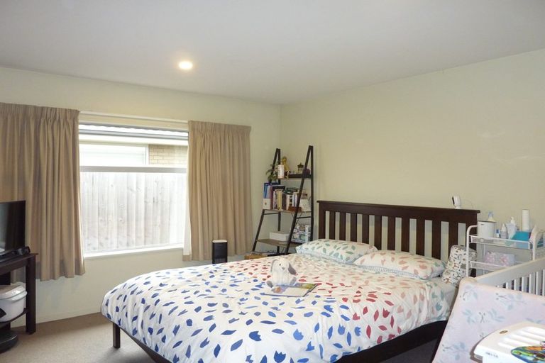 Photo of property in 4 Linden Grove Avenue, Hillmorton, Christchurch, 8024