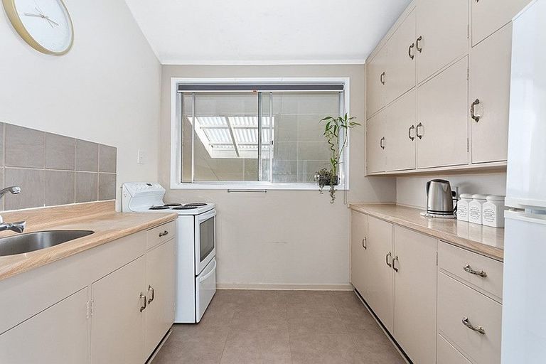 Photo of property in 15 Mokorua Grove, Whakatane, 3120