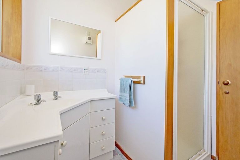 Photo of property in 15 Manse Road, Leeston, 7632