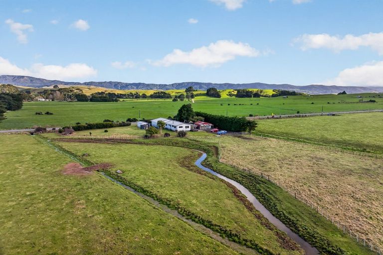 Photo of property in 576 Nireaha Road, Eketahuna, 4994