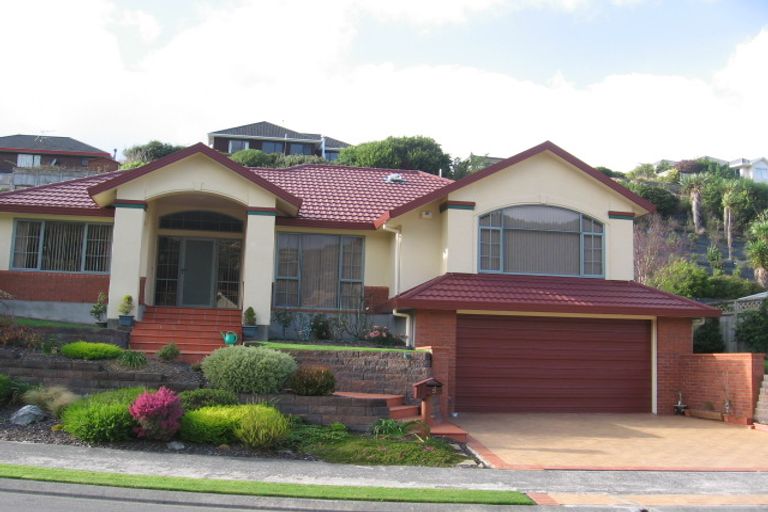 Photo of property in 5 Myers Grove, Churton Park, Wellington, 6037