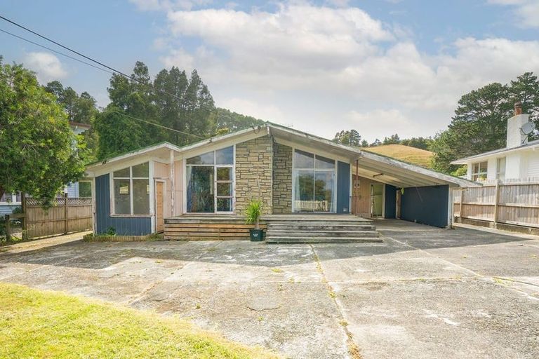 Photo of property in 109 George Street, Hikurangi, 0114