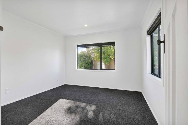 Photo of property in 22 Olivia Street, Stratford, 4332